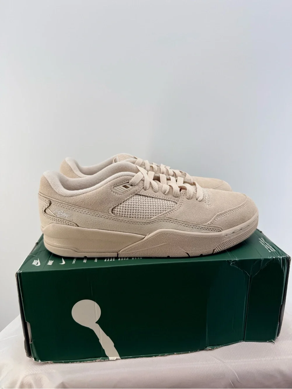 Jordan Flight Court 8M/9.5W Legend Sail